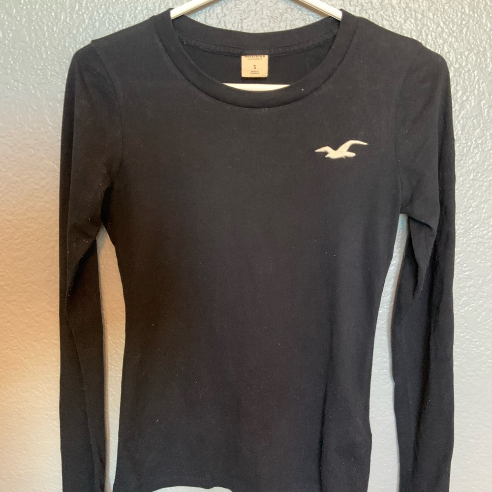 Navy blue shirt